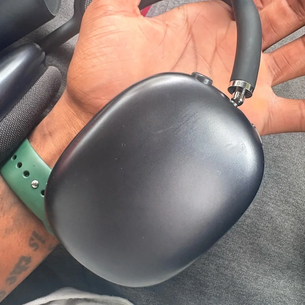 Apple AirPod max
